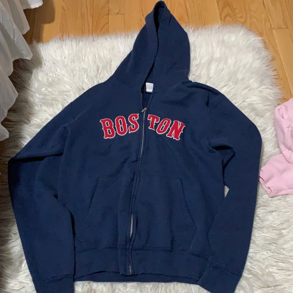 Boston zip up